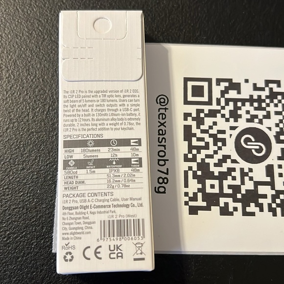 Olight i1R2 Pro Flashlight - Picture 3 of 4